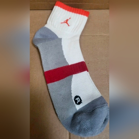 Jordan Retro Quarter Top Socks Lot Of 4 - Picture 4 of 10
